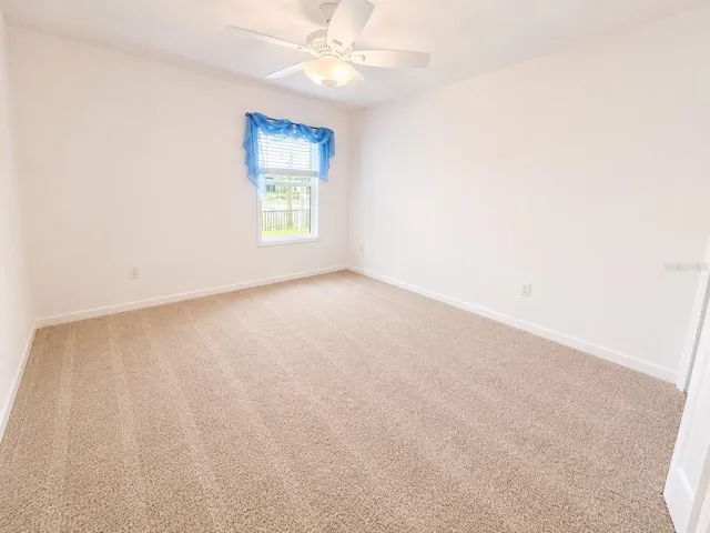 Back Guest bedroom