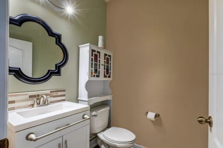 1/2 Bath 1st floor