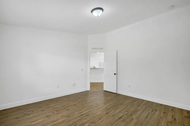 Primary Bedroom-Alternate View