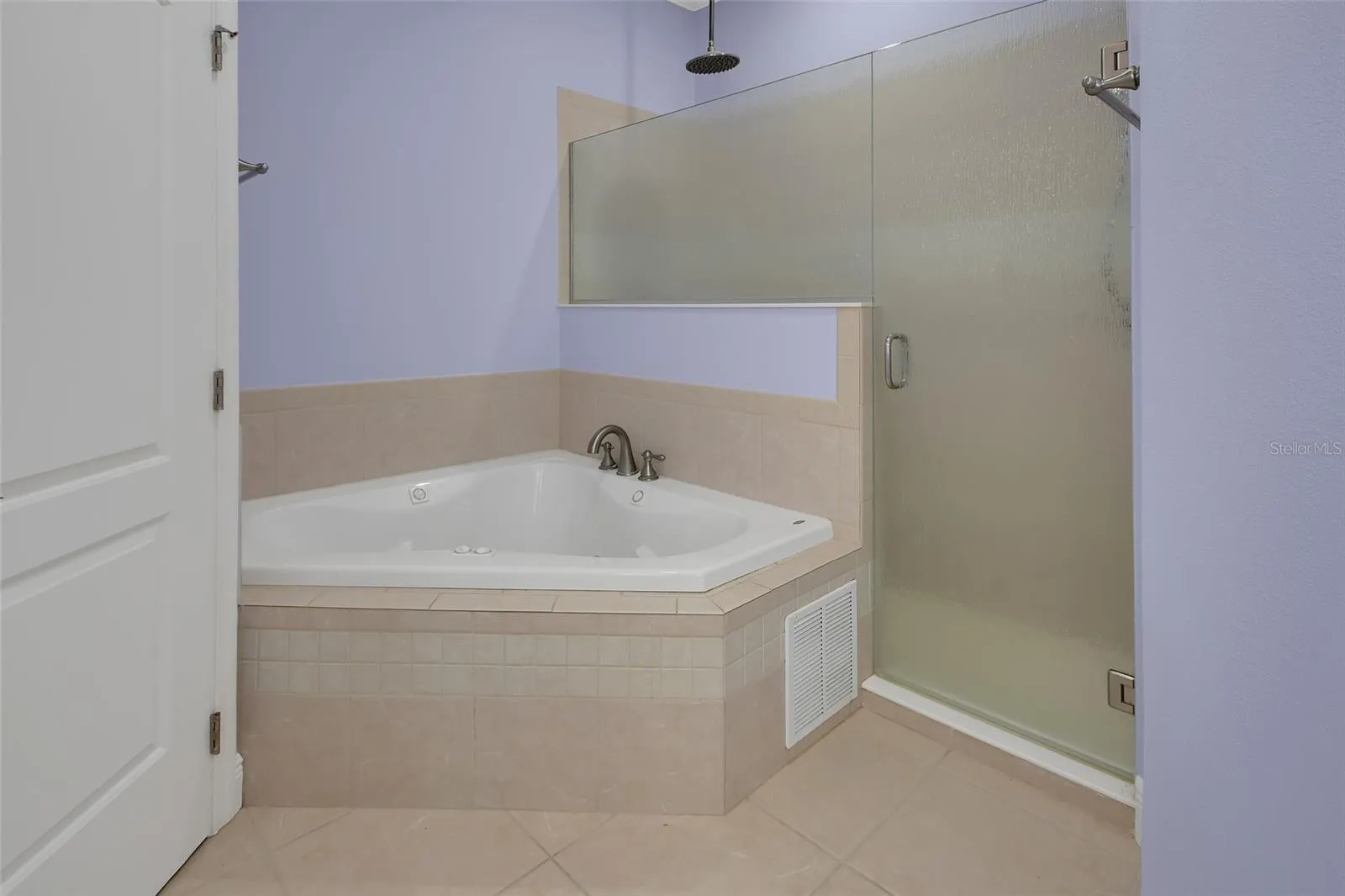 Primary Suite Bathroom