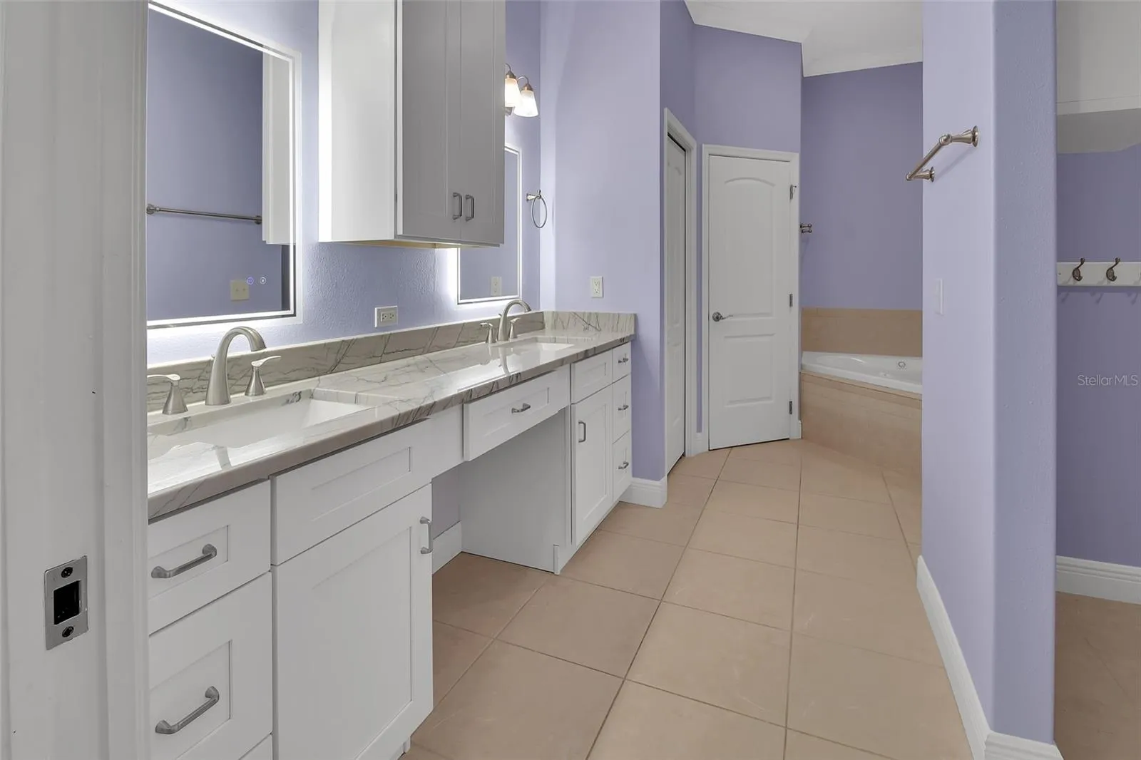 Primary Suite Bathroom