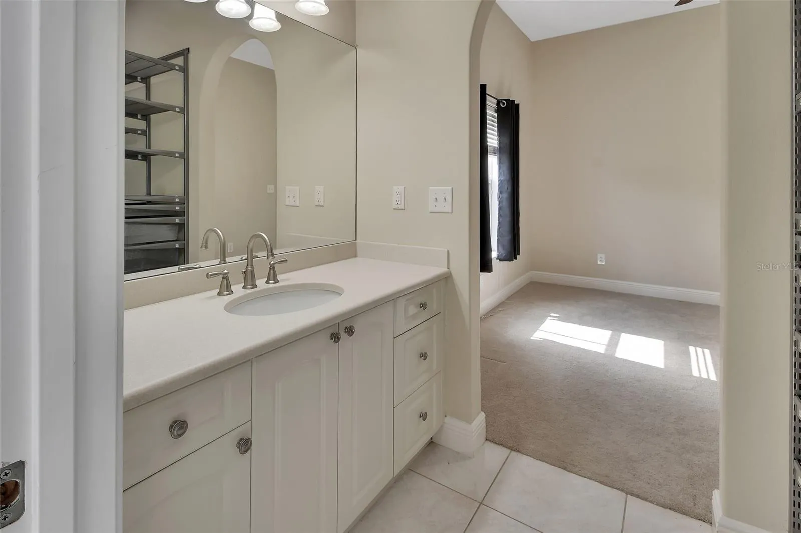 Bedroom 3 Vanity
