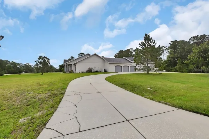 Exterior Drive