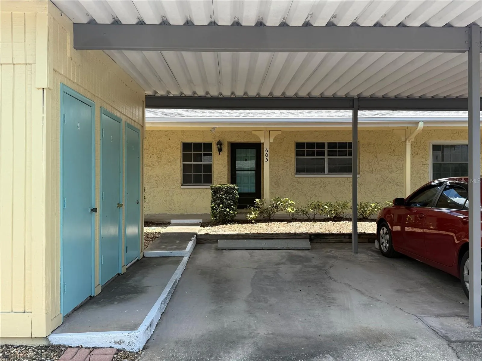 carport