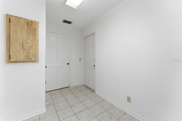small Office with a Closet