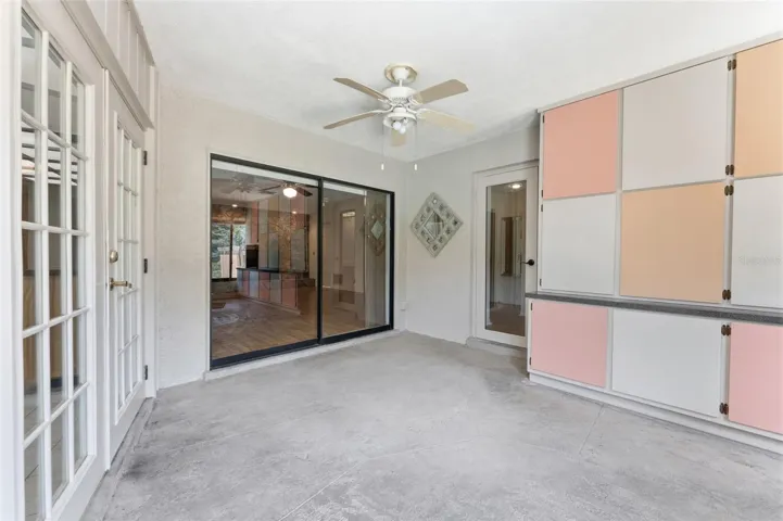 Expansive Flordia Room
