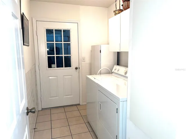 Laundry Room to garage