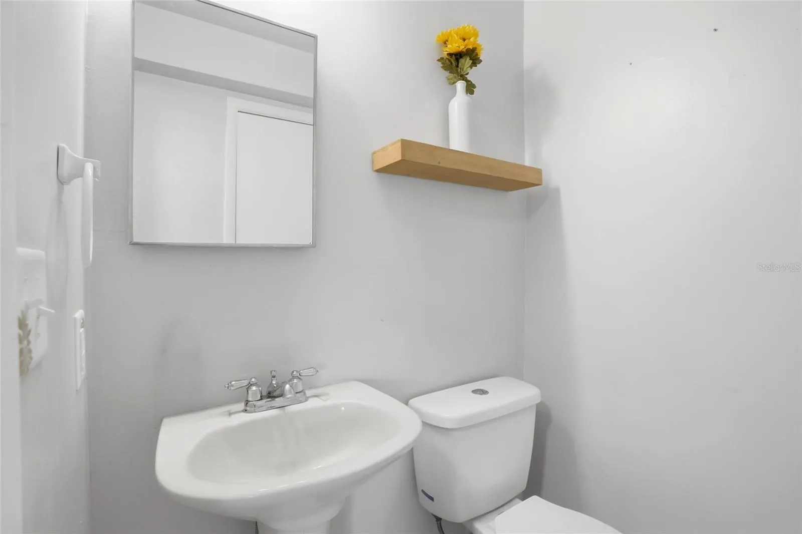 Convenient downstairs half bathroom