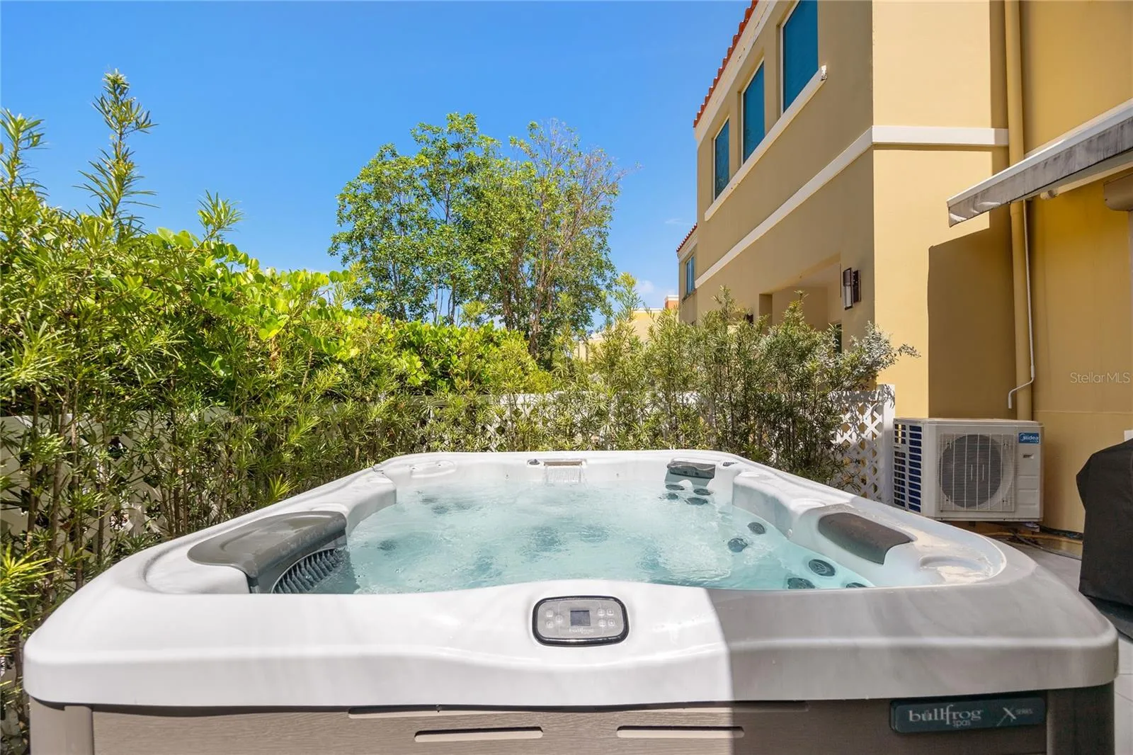 Jacuzzi