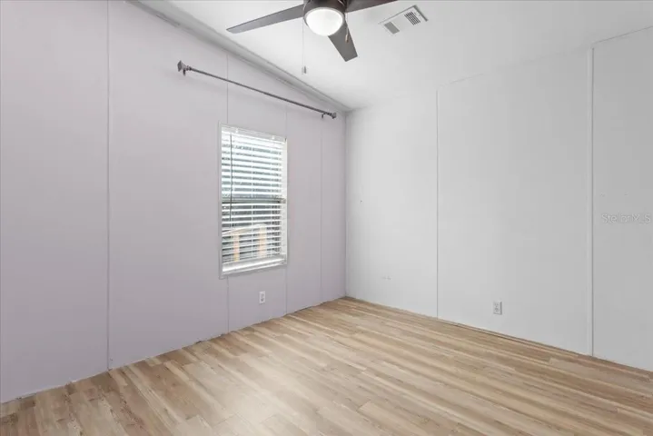 flex space off of primary