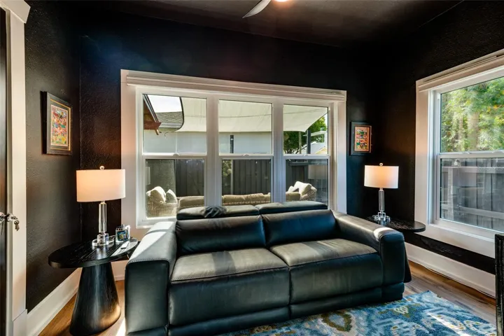 3rd Bedroom is shown as the TV/Sitting Room