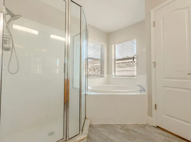 Primary En Suite Bathroom