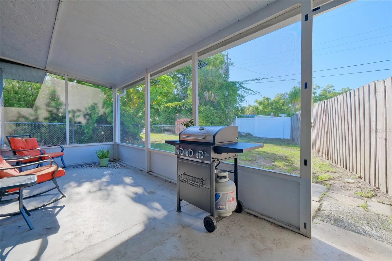 Unit A Screened in Lanai