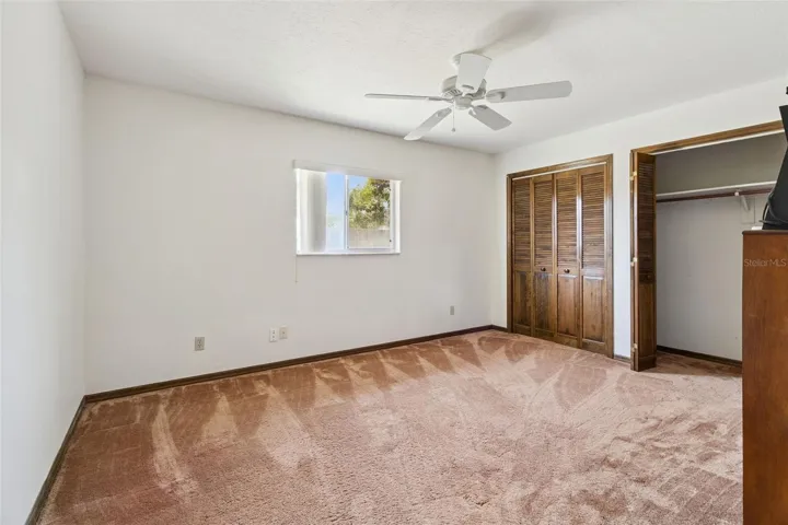 Large secondary bedroom, double closet