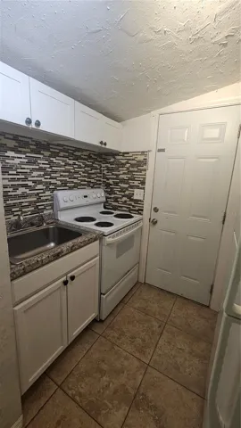 In Law Kitchenette