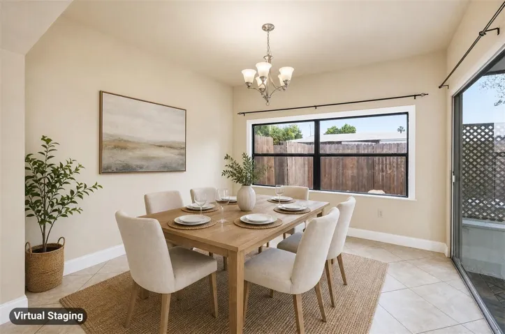 Virtual Staged Dining Room