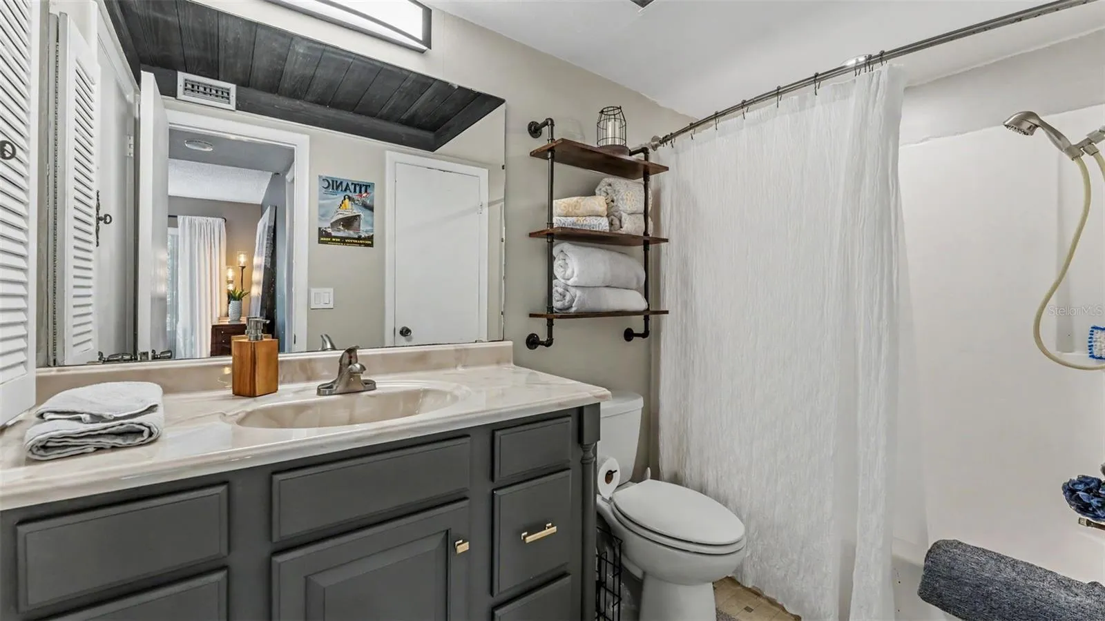 ensuite bathroom
