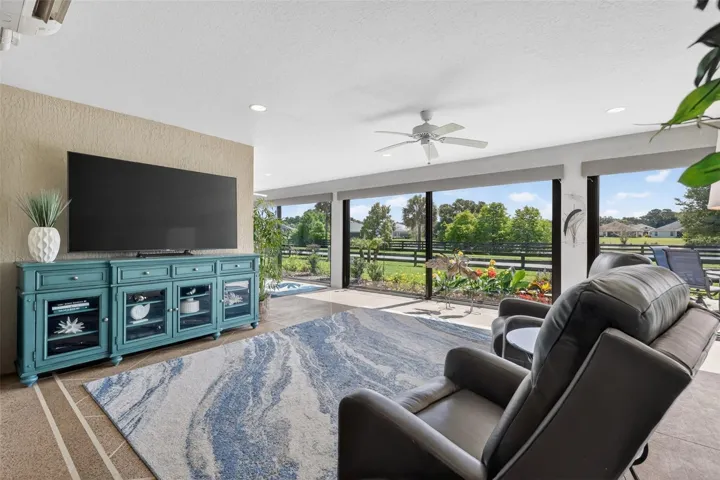 714sf Glass-Enclosed Lanai with TWO Mini-Splits and Water Views