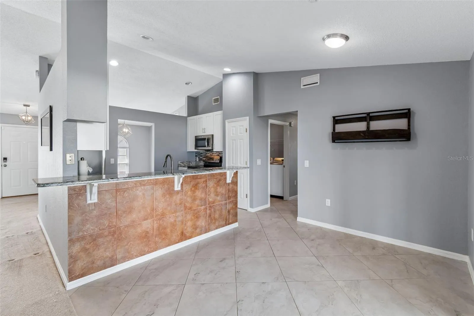 6352 Prominence Point Dr, Lakeland, Florida 33813 — photo 9
