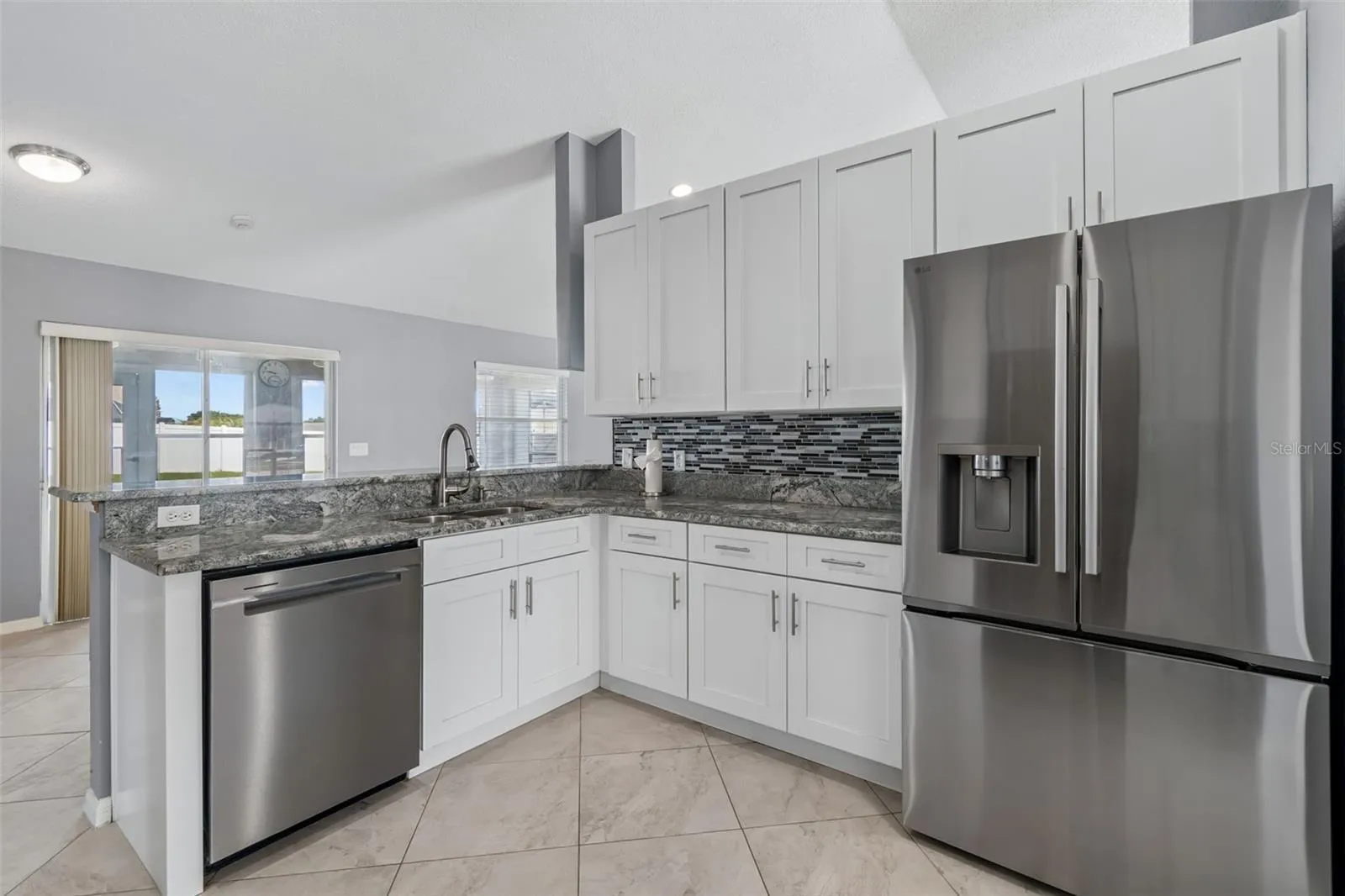 6352 Prominence Point Dr, Lakeland, Florida 33813 — photo 13