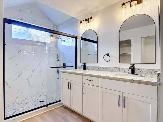 Double sinks in the Primary Bathroom