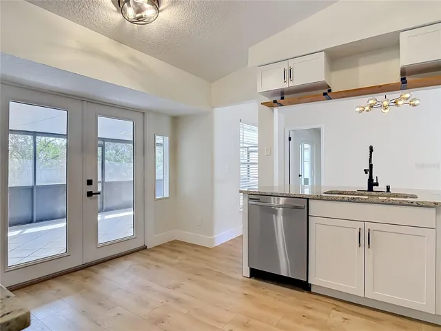French door leading out of the Kitchen onto the Porch.