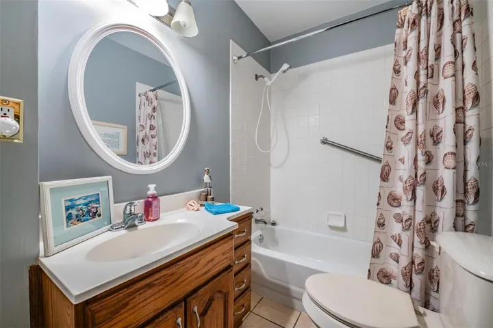 2nd bathroom