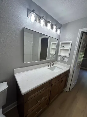 Upstairs Bath 1
