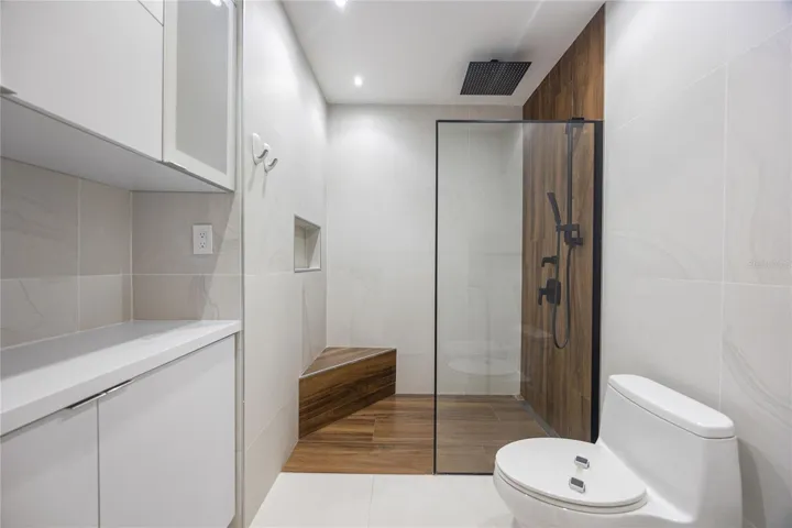 Walk in Closet
