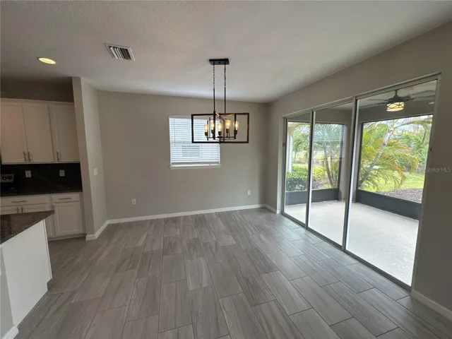 kitchen breakfast nook