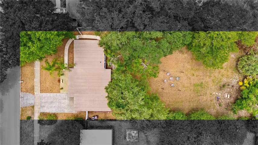 Oversized, fenced lot