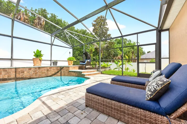 Relax poolside.