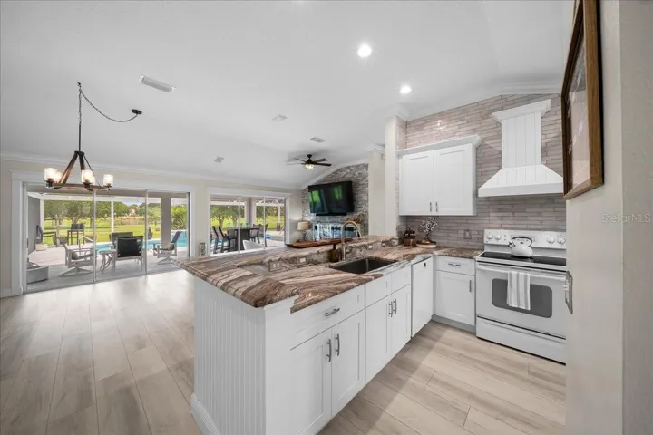 Kitchen, dining room, and family room