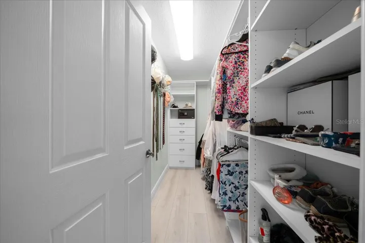 Walk-in closet, primary.