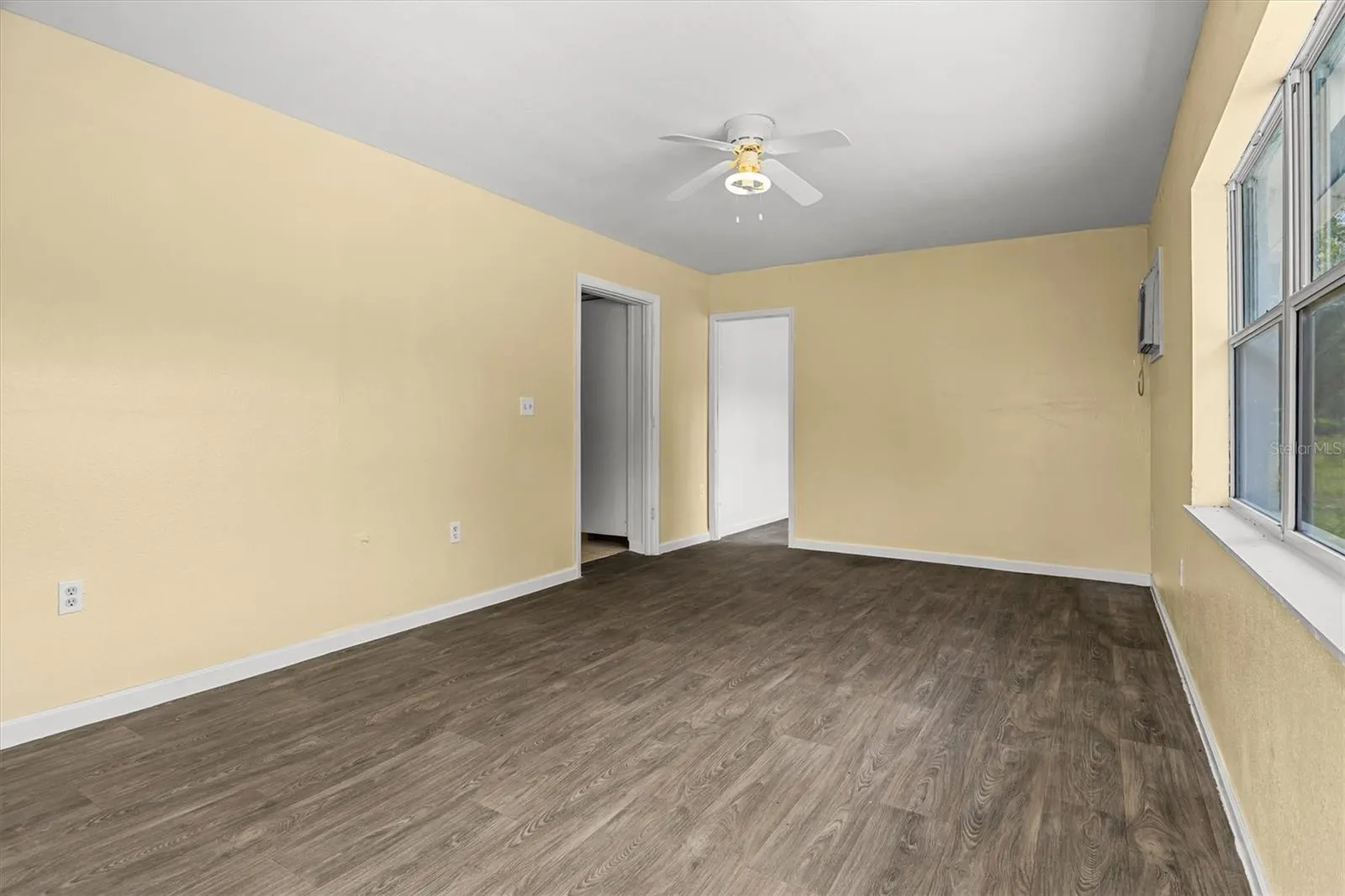 Another view of the bonus room