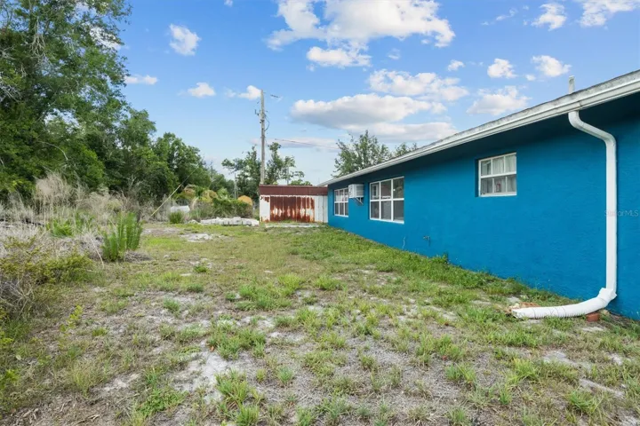 Side yard