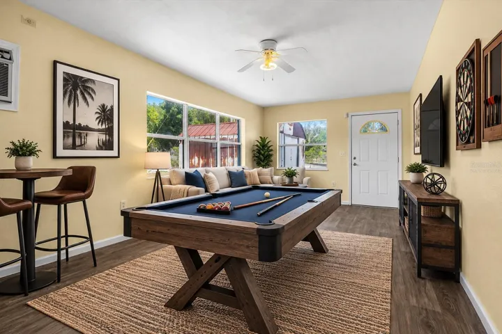 Virtually staged bonus room