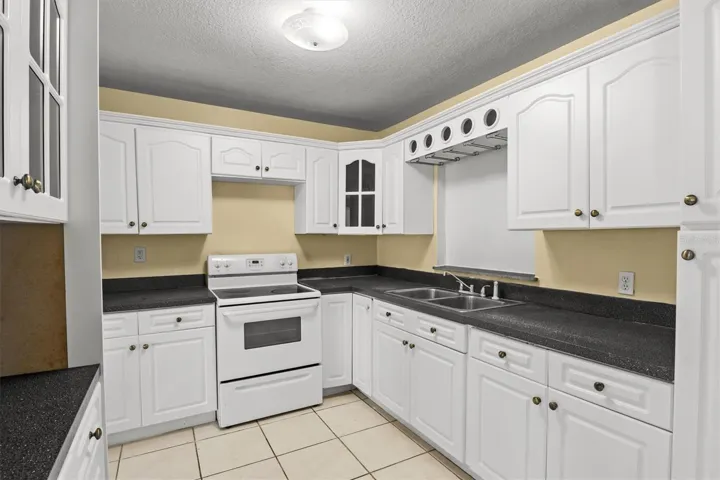 Range is included.  Lots of cabinet and counter space