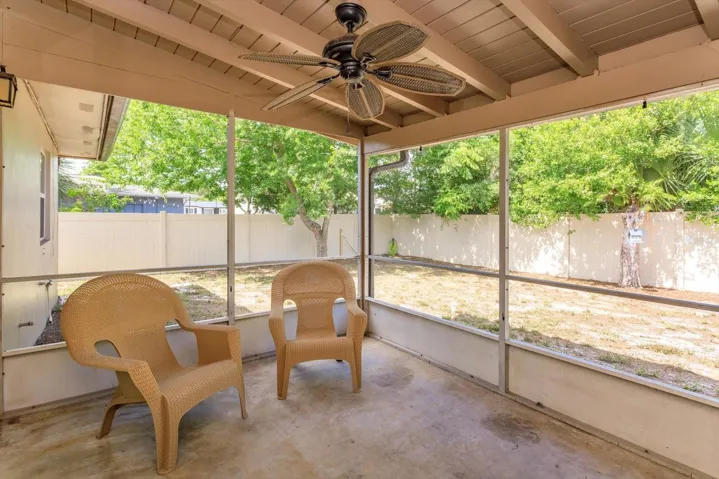 screened lanai off living room