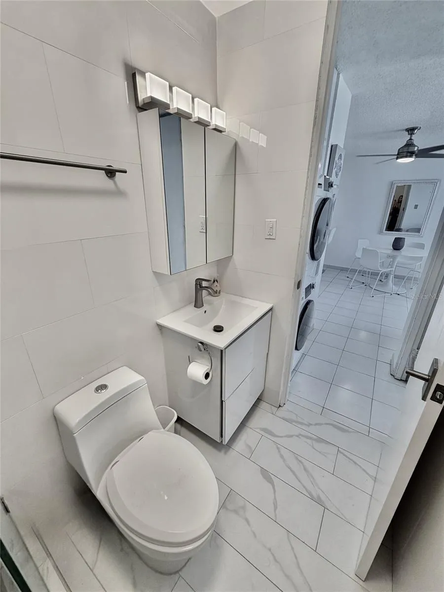 full bathroom