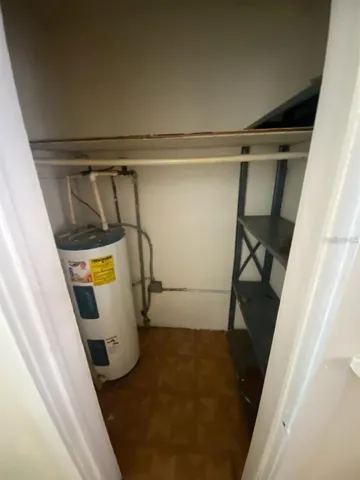 Single walk in closet