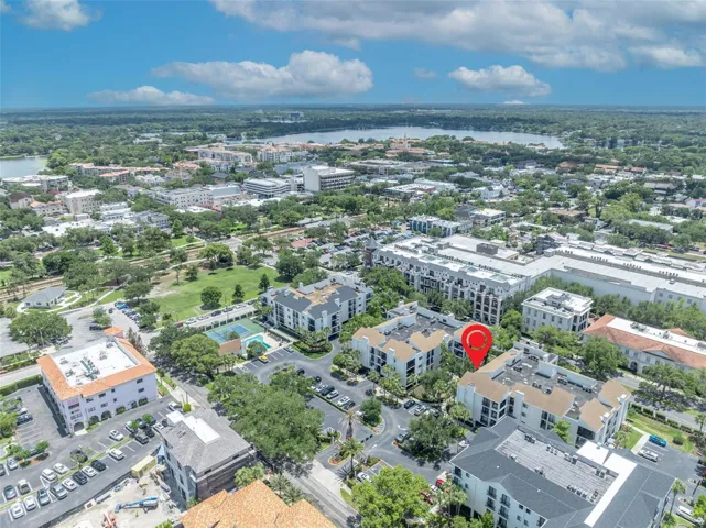 Exceptional dining, shopping, and entertainment corridors surround Park West, with Park Avenue one block away as well as Hannibal Square and Winter Park Village just west of the condo.