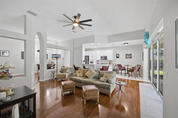 Family/Kitchen Combo