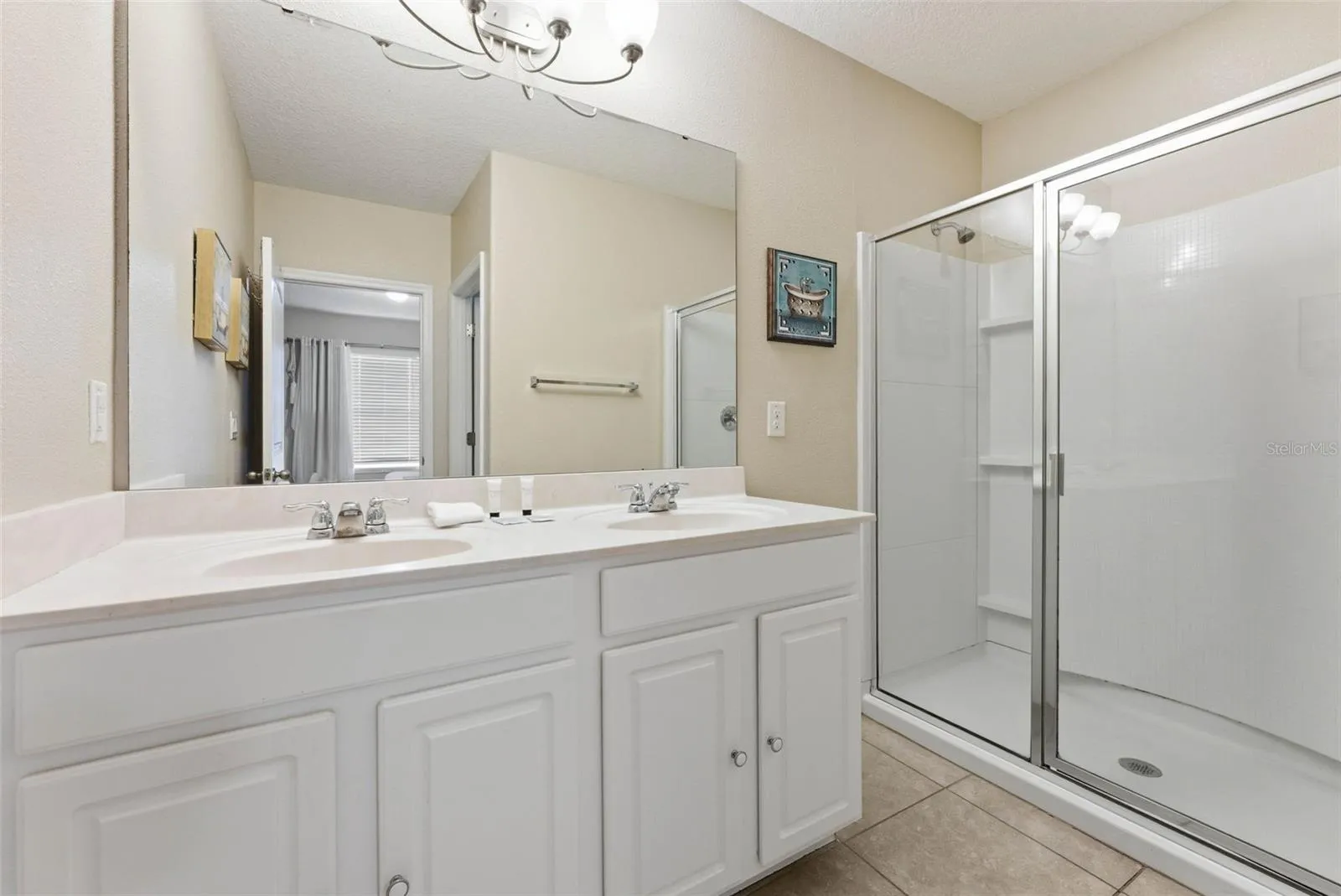 Primary bath- 2nd floor