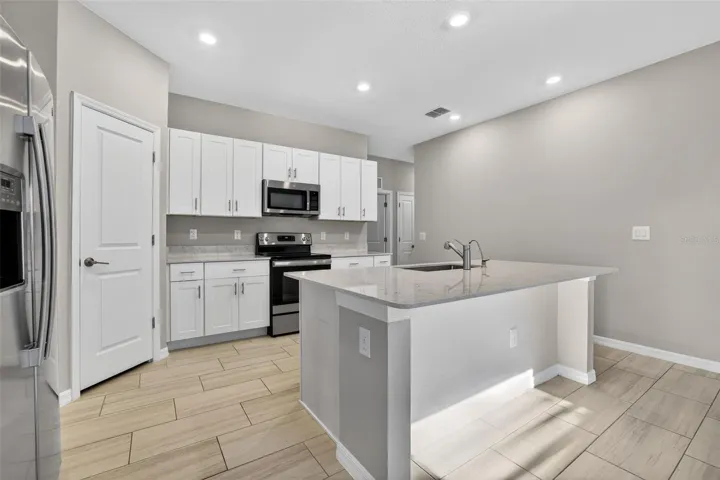 Cooking Island with Seating