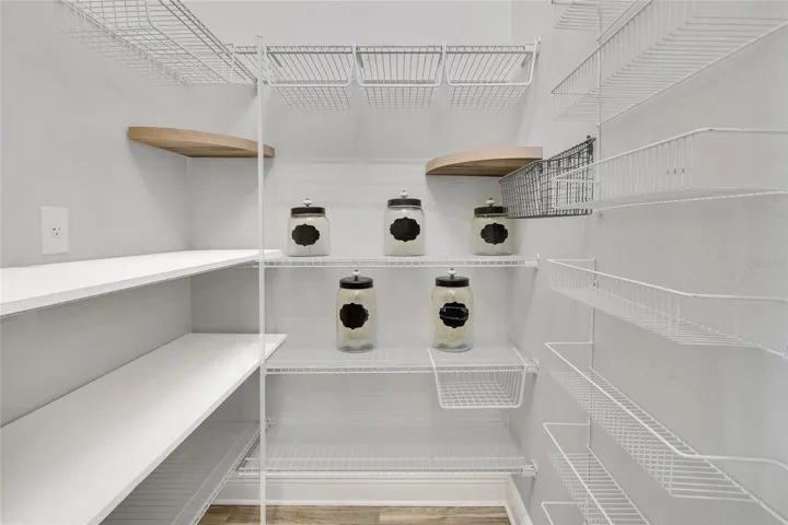 Kitchen pantry
