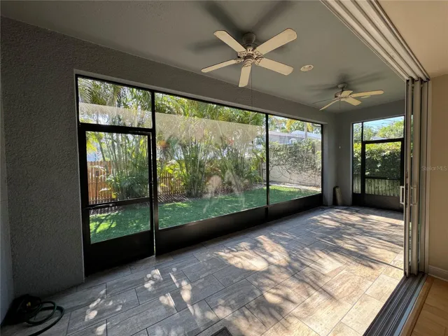 screened lanai