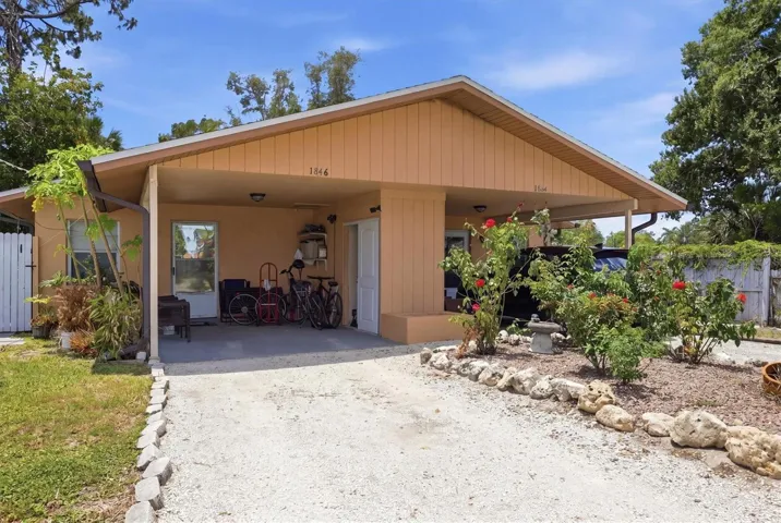 Each unit has a carport