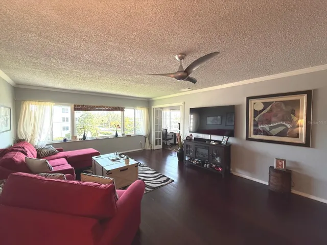 Huge Great Room