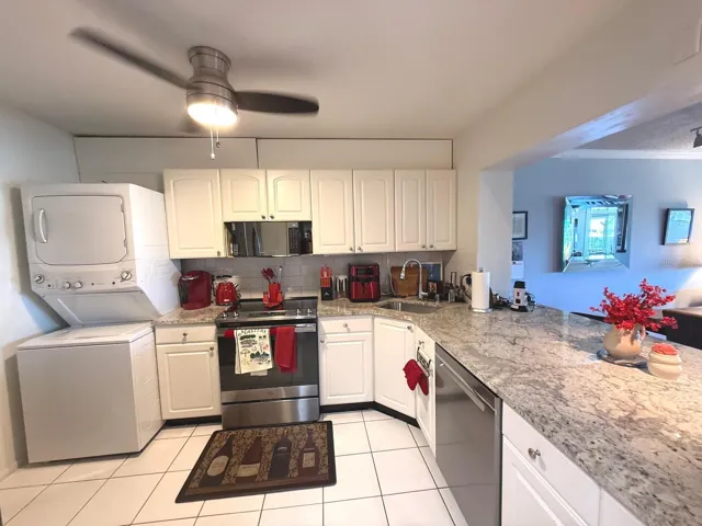 Updated Gourmet Kitchen